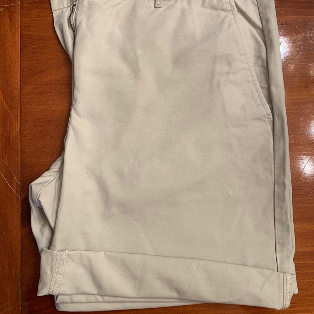 Bundle Of 4 Pair Of Gap Roll/ Cuffed Bottom Shorts - image 6